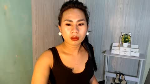 Snapshot of yourhottie_winxxx chatting on 07.23.26 Mauie online show from 07.23.26