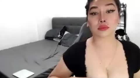 Snapshot of yourlovetifannyx chatting on 07.15.26 tifanny online show from 07.15.26