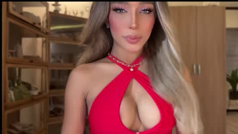 Snapshot of yourlovingpearlita1000 chatting on 09.30.25 Pearl online show from 09.30.25