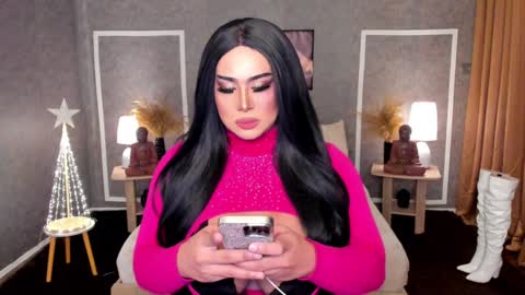 Snapshot of yourmassivecockcummer chatting on 12.27.24 Carla online show from 12.27.24