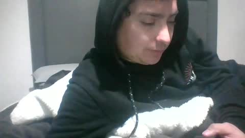 Snapshot of yourmen92 chatting on 11.04.25 daniel online show from 11.04.25