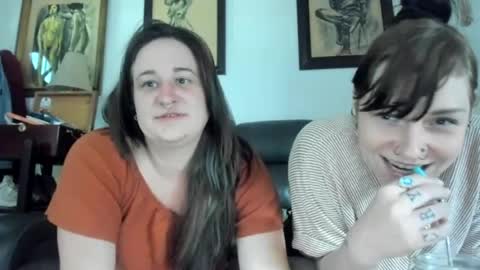 Snapshot of yournewfavoritecamgirl chatting on 06.14.26 Lexi online show from 06.14.26