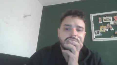 Snapshot of yourpersonalgeniusl chatting on 02.05.25 yourpersonalgeniusl online show from 02.05.25