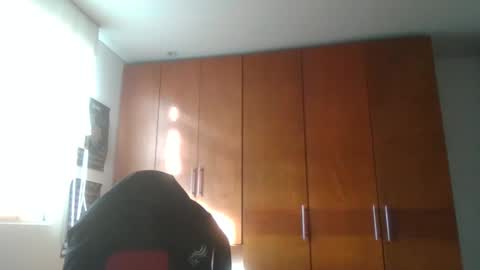 Snapshot of yourpersonalgeniusl chatting on 11.25.25 yourpersonalgeniusl online show from 11.25.25