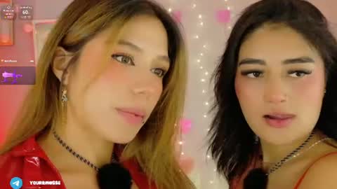 Snapshot of yourrmuse_ chatting on 07.11.26 Isabella but you can call me Isa .-. online show from 07.11.26