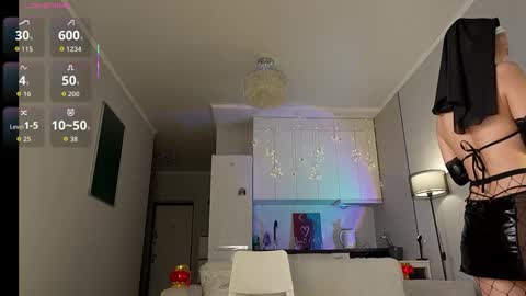 Luminous Luna online show from 02.08.26