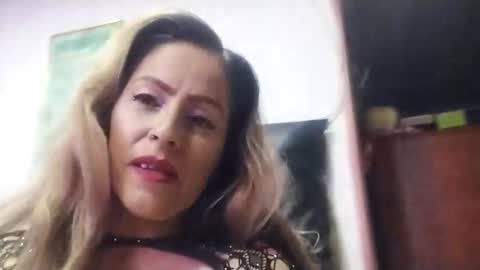 Snapshot of yoursexymature2024 chatting on 03.09.25 yoursexymature2024 online show from 03.09.25