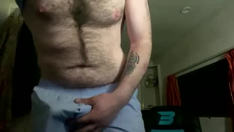 Snapshot of yourslav3696969 chatting on 01.15.25 Big loads online show from 01.15.25