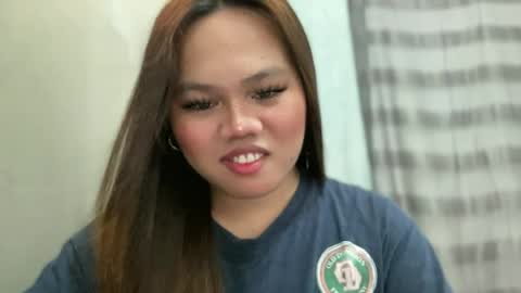 Snapshot of yourspecialgirl_rhea chatting on 07.18.26 yourspecialgirl_rhea online show from 07.18.26