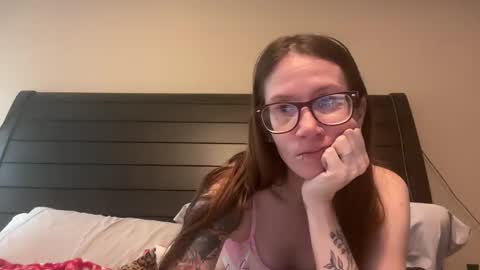 yourstrulylivy online show from 12.30.24
