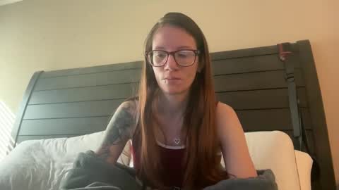 yourstrulylivy online show from 02.19.25