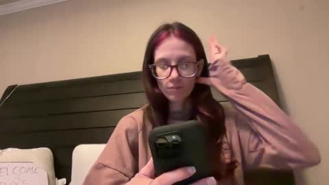 yourstrulylivy online show from 03.07.25
