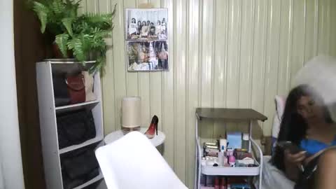 yoursubmissive_larah online show from 05.08.26