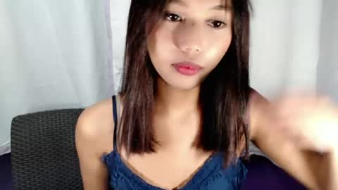 Snapshot of yoursunny_janine chatting on 07.22.26 yoursunny_janine online show from 07.22.26