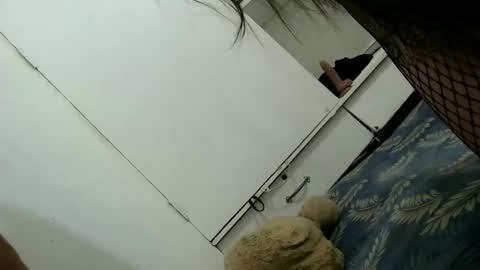 Snapshot of yoursweetdreamx chatting on 05.27.26 yoursweetdreamx online show from 05.27.26
