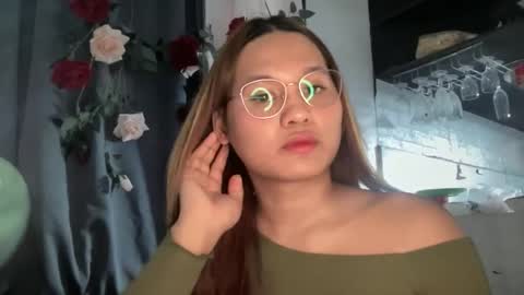 yoursweetgirl_zia online show from 04.15.26