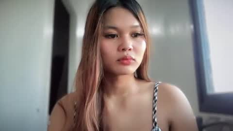 Snapshot of yoursweetgirl_zia chatting on 07.16.26 yoursweetgirl_zia online show from 07.16.26