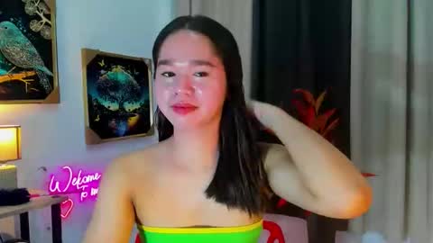 yourtinybunny online show from 11.06.25