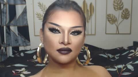 Snapshot of yourtrannyqueenxxx chatting on 06.13.26 Anastacia Grey online show from 06.13.26