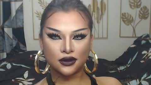 Snapshot of yourtrannyqueenxxx chatting on 06.14.26 Anastacia Grey online show from 06.14.26