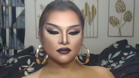 Snapshot of yourtrannyqueenxxx chatting on 06.17.26 Anastacia Grey online show from 06.17.26