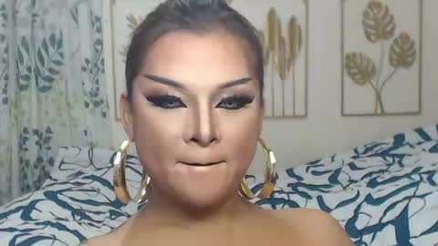 Snapshot of yourtrannyqueenxxx chatting on 06.24.26 Anastacia Grey online show from 06.24.26