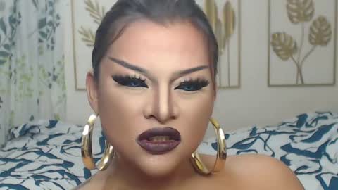Snapshot of yourtrannyqueenxxx chatting on 07.15.26 Anastacia Grey online show from 07.15.26