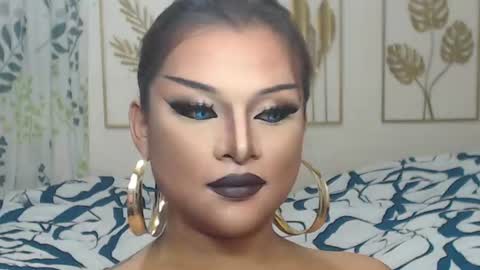 Snapshot of yourtrannyqueenxxx chatting on 07.16.26 Anastacia Grey online show from 07.16.26