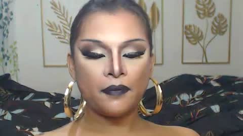 Snapshot of yourtrannyqueenxxx chatting on 07.30.26 Anastacia Grey online show from 07.30.26