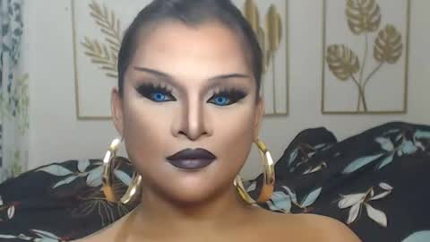 Snapshot of yourtrannyqueenxxx chatting on 08.01.26 Anastacia Grey online show from 08.01.26