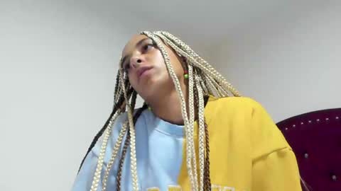 elizabeth  ju   online show from 12.13.24