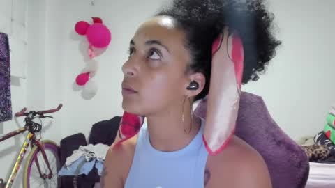 elizabeth  ju   online show from 02.27.25