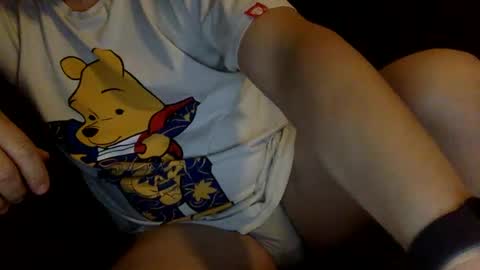 Snapshot of yque2 chatting on 01.12.25 yque online show from 01.12.25