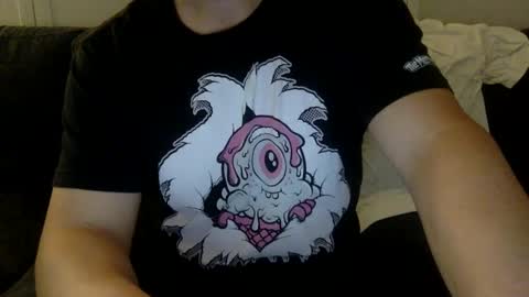 Snapshot of yque2 chatting on 10.06.25 yque online show from 10.06.25