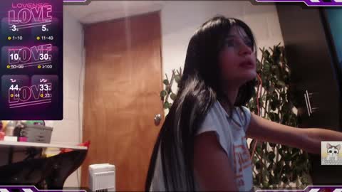 Snapshot of ysera_cb chatting on 01.06.25 Lilith online show from 01.06.25