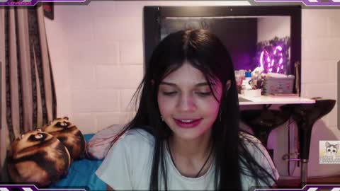 Snapshot of ysera_cb chatting on 02.05.25 Lilith online show from 02.05.25