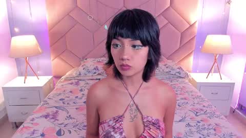 Snapshot of yui_lin chatting on 03.12.25 Yui LIn online show from 03.12.25