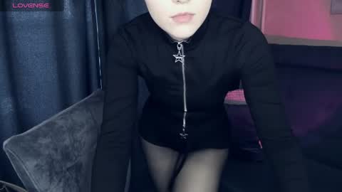 YukiShine online show from 05.15.26