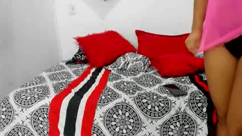 yuleimys_rosse online show from 12.02.25