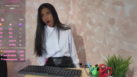yuliethpetite online show from 03.18.26