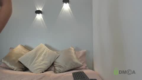 yulievans online show from 12.27.24