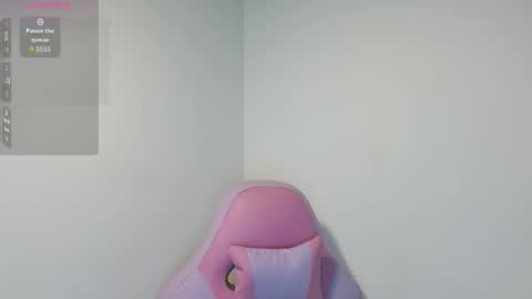 Yuli and SaraIndependent model online show from 04.13.26