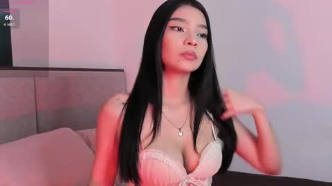 Snapshot of yumei_hot_ chatting on 10.09.25 Yumei  online show from 10.09.25