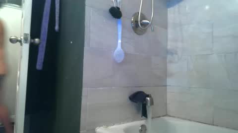 Payton kelly online show from 11.21.25