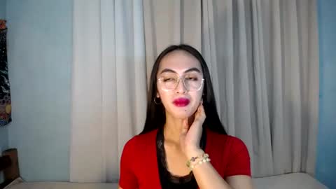 CALL ME YUMLEXX online show from 06.29.26
