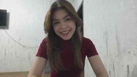 yummy_chica online show from 10.24.25