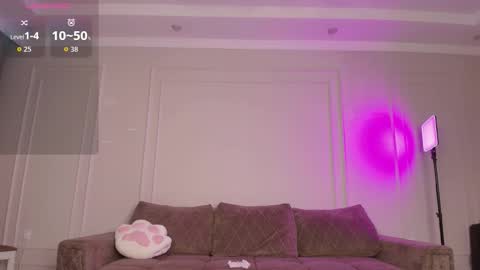 Yumi online show from 02.21.26