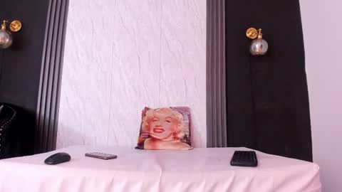 Snapshot of yummyduo chatting on 03.18.26 Yummyduo online show from 03.18.26