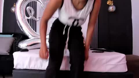 Snapshot of yummyduo chatting on 03.28.26 Yummyduo online show from 03.28.26