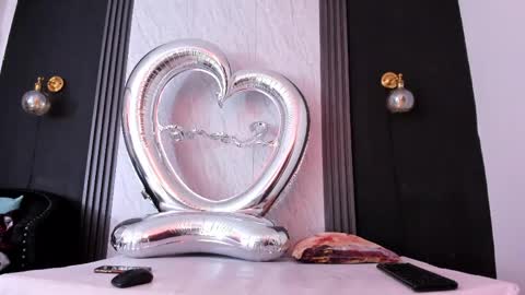 Snapshot of yummyduo chatting on 04.15.26 Yummyduo online show from 04.15.26